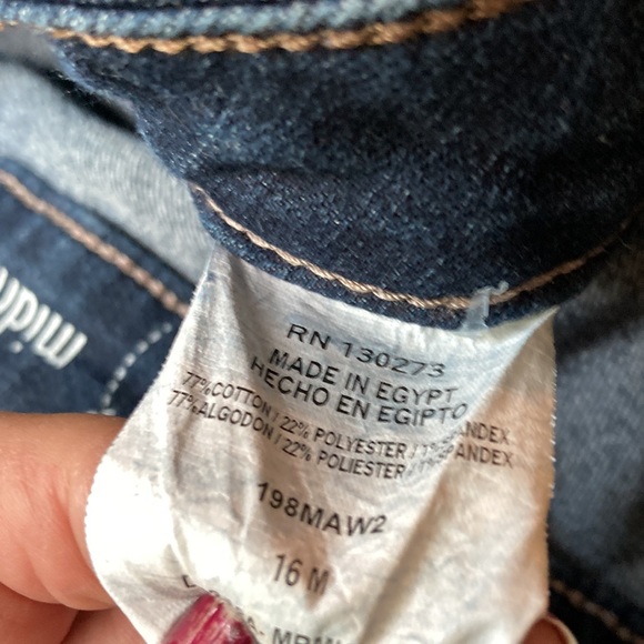 Riders by LEE. Midrise Capri Jeans 16m - Picture 6 of 6